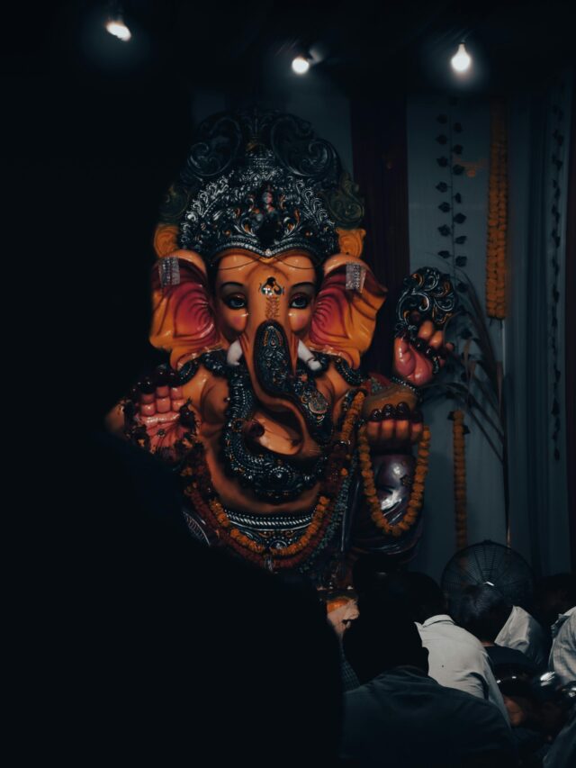 Ganesh Chaturthi 2025: स्थापना से विसर्जन तक 10 दिन की कहानी